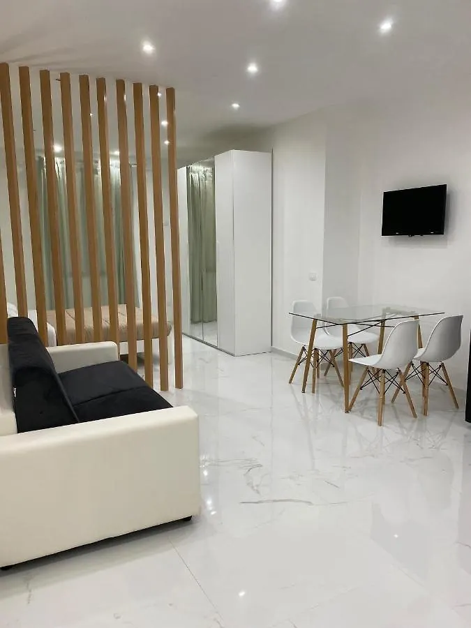 Quattro Canti Suite Palermo Apartment