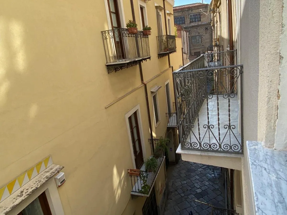 Apartment Quattro Canti Suite Palermo
